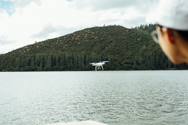 leyes-para-volar-drones-en-colombia
