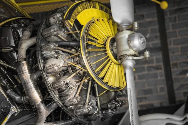 Cuánto gana un técnico en mantenimiento de aeronaves