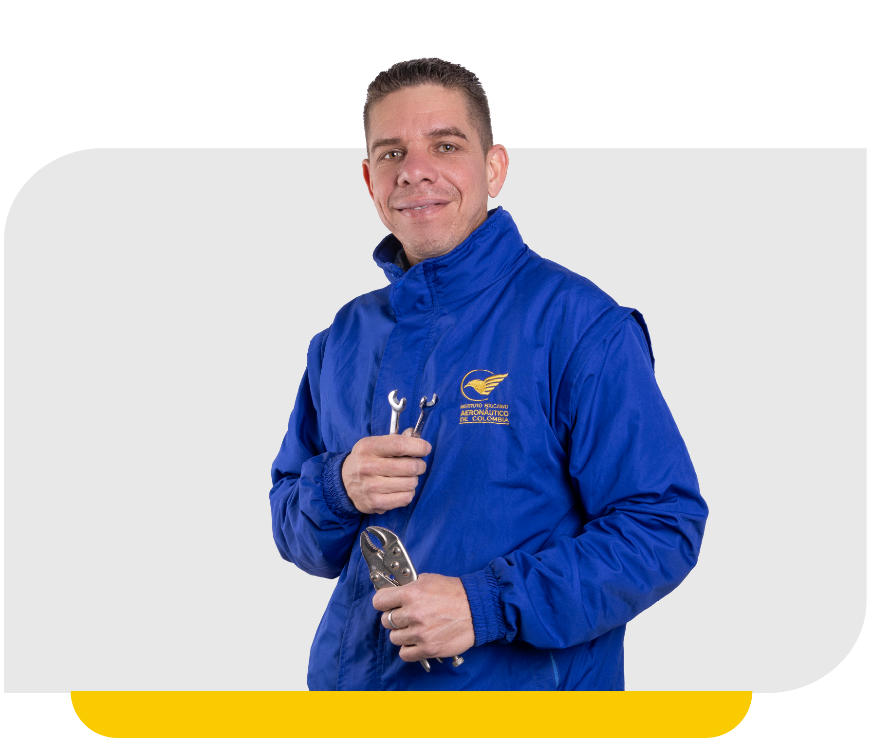 técnico en mantenimiento de aeronaves