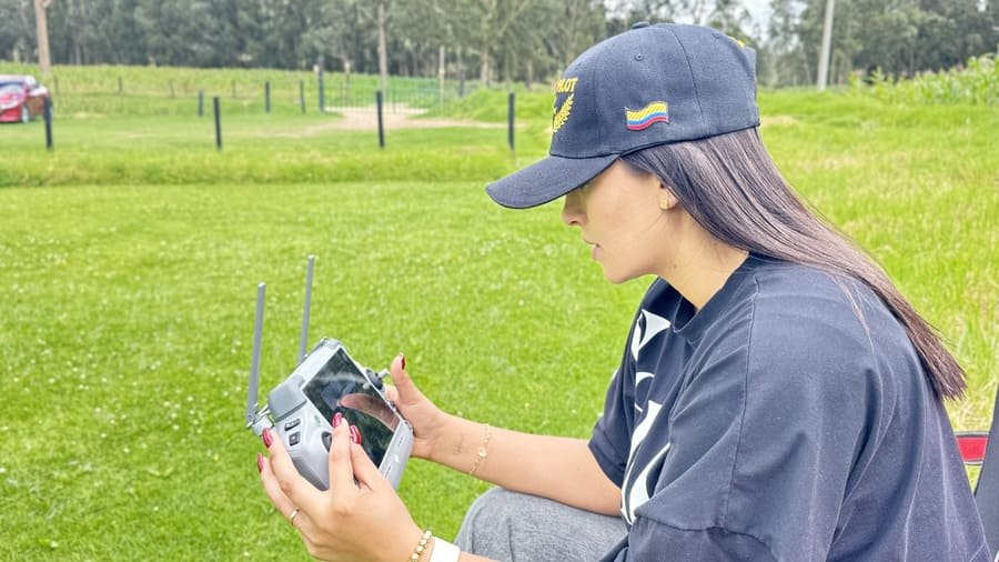 adición BVLOS drones Colombia